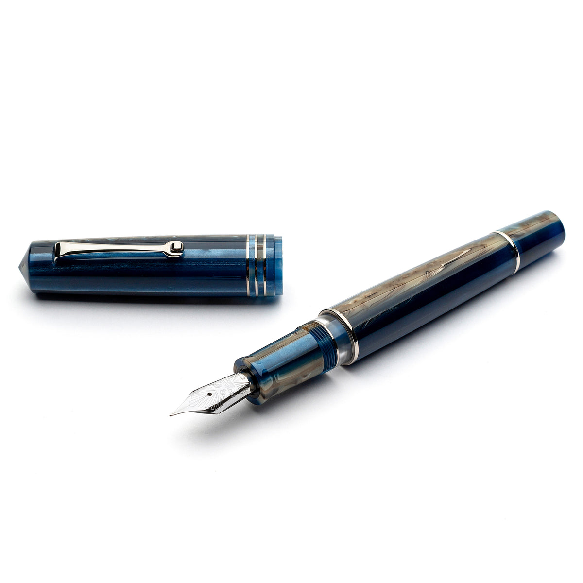Leonardo Momento Zero Matt Black〈EF〉 Leonardo Momento Zero Fountain Pen - Black Matte with