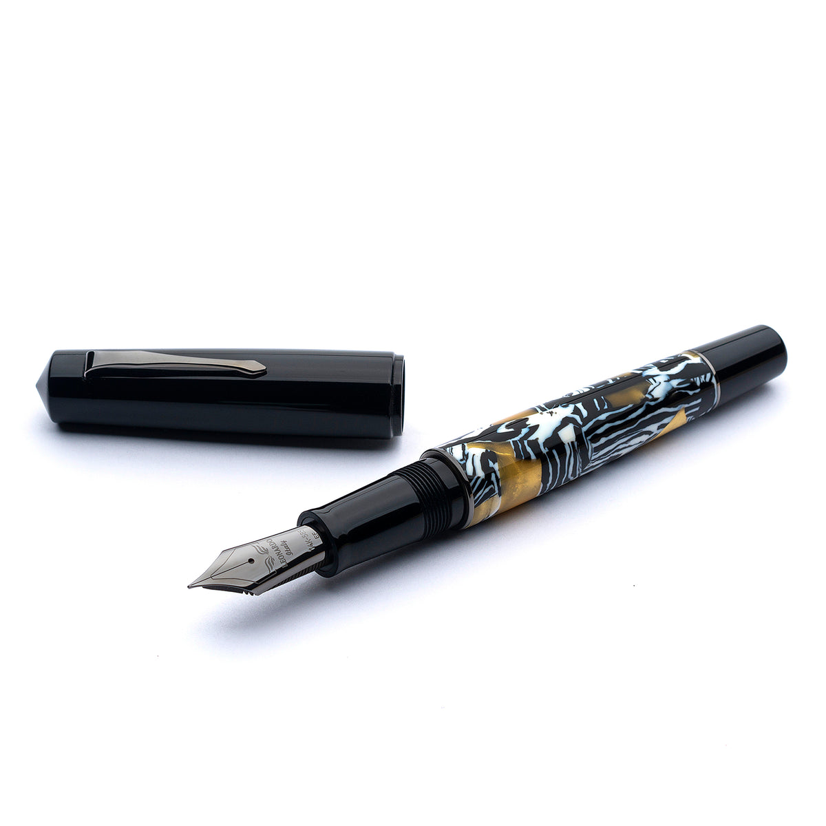 pen penページ MZG Minimalist black and zebra celluloid - nib #8 SOLD OUT