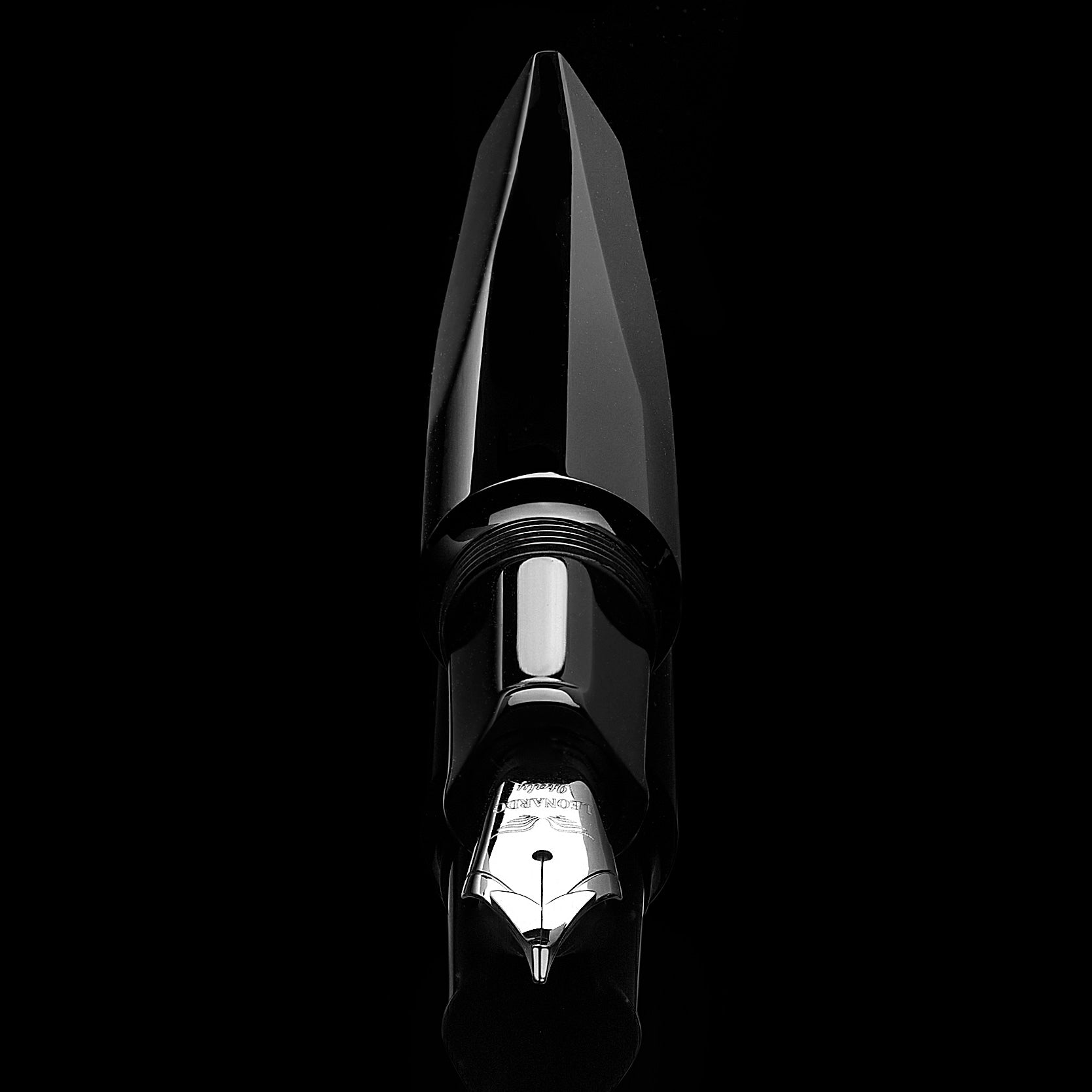 Essenza poliedrica black – leonardopen