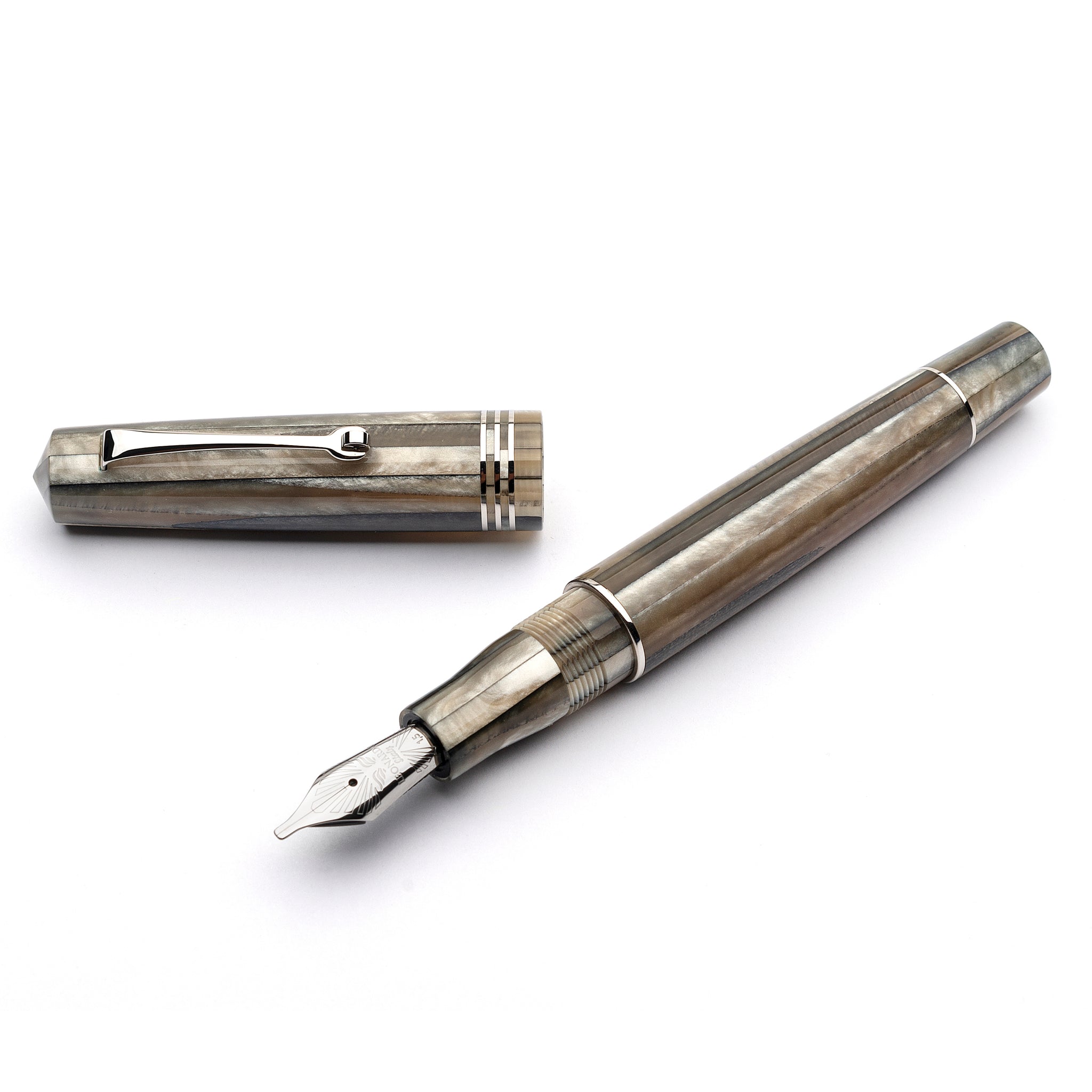 Momento zero spaghetti sand - custom nib – leonardopen